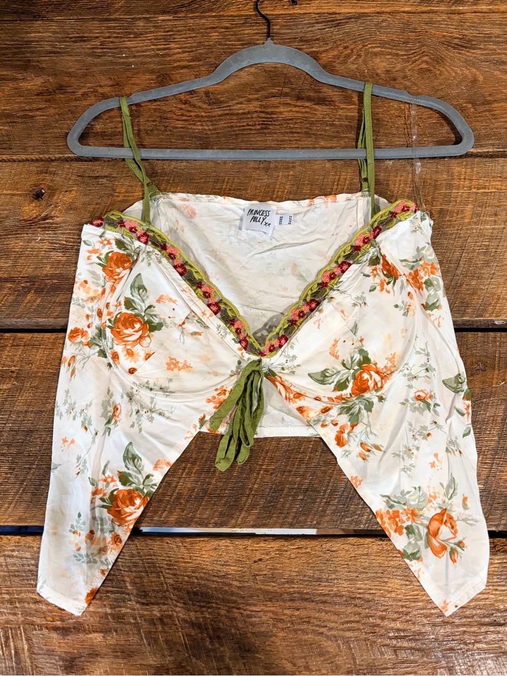 Princess Polly Floral Tie-Front Crop Top in White and Green US10